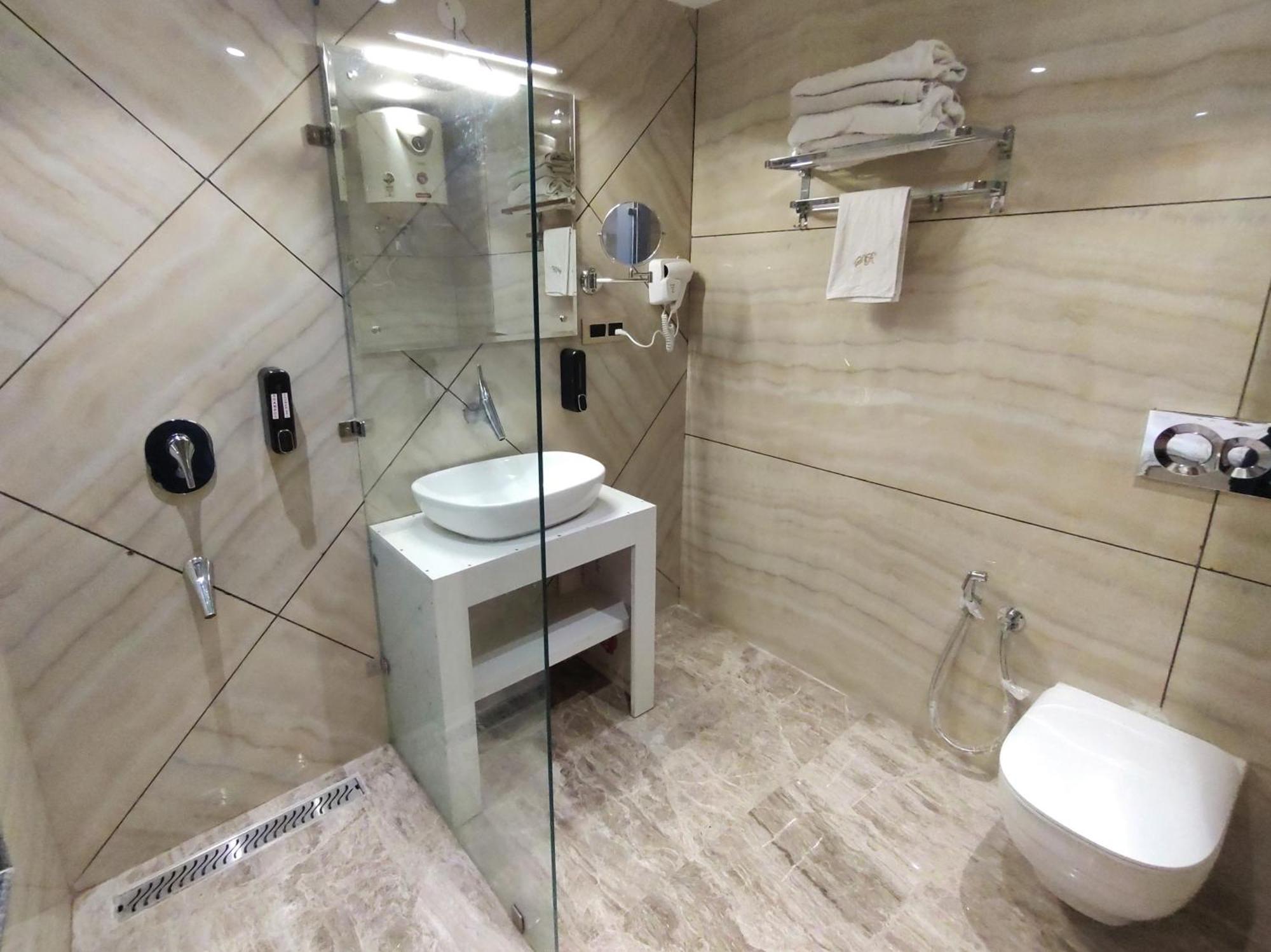 Sagrika Resort Далхаузи Экстерьер фото